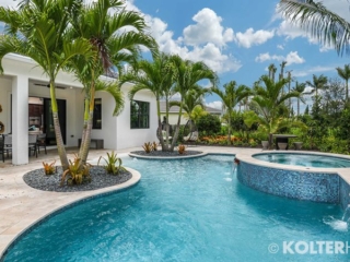 Model Anamaria Pool Rear Elevation