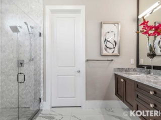 Model Dania Master Bath